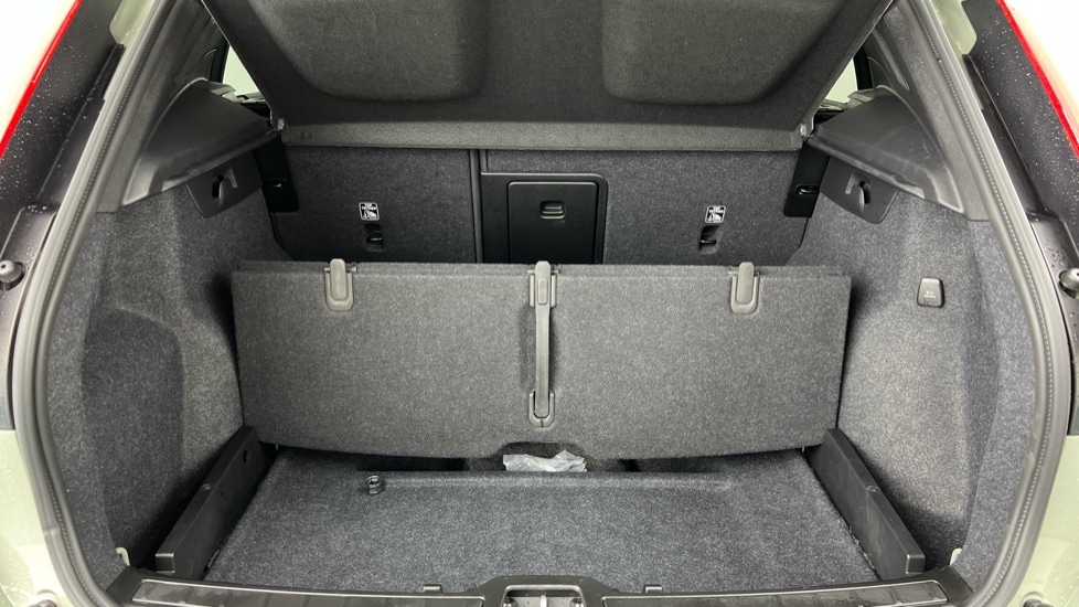 Used Volvo XC40 2025 for sale - 77797755: Photo 50