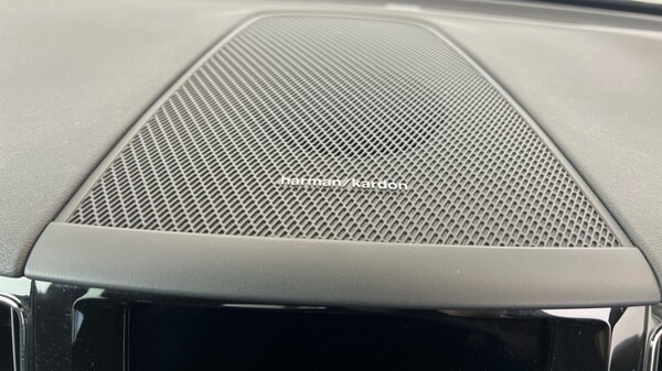 Used Volvo XC60 2022 for sale - 76176252: Photo 24