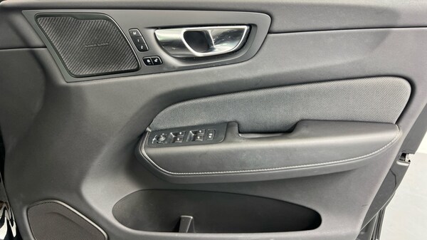 Used Volvo XC60 2022 for sale - 76176252: Photo 27