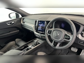 Used Volvo XC60 2022 for sale - 76176252: Photo 4
