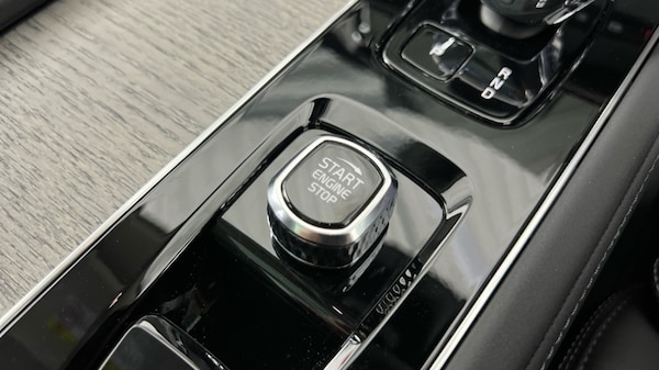 Used Volvo XC90 2025 for sale - 75692047: Photo 25