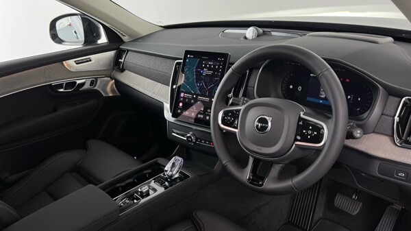 Used Volvo XC90 2025 for sale - 75692047: Photo 4