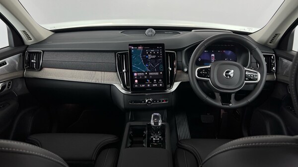 Used Volvo XC90 2025 for sale - 75692047: Photo 5