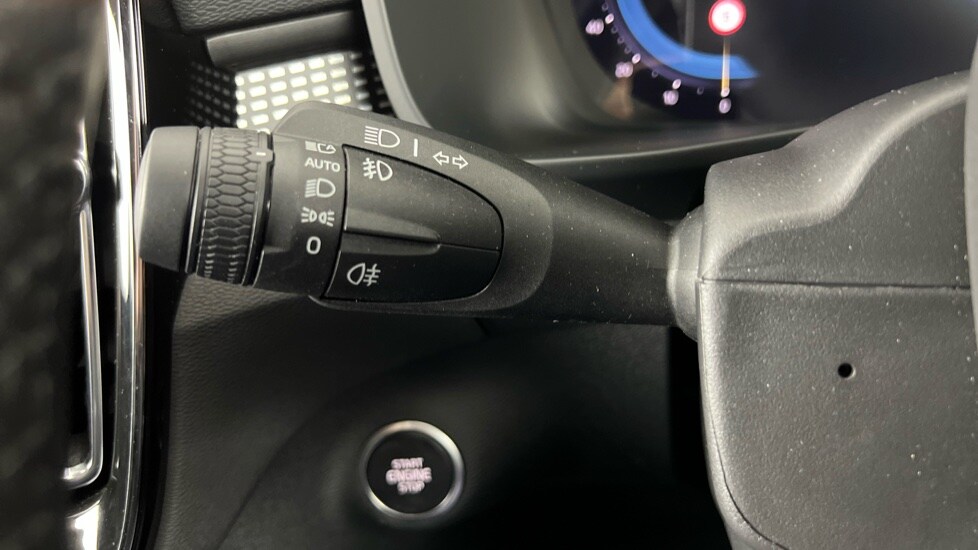 Used Volvo XC40 2024 for sale - 77648026: Photo 18