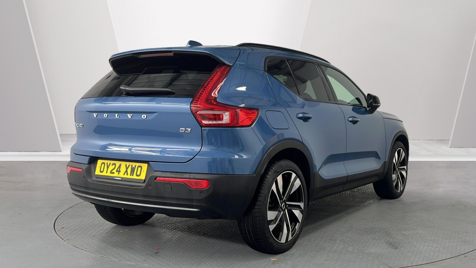 Used Volvo XC40 2024 for sale - 77648026: Photo 2