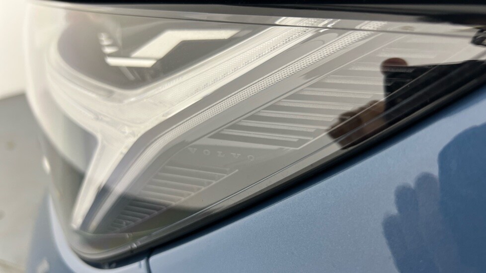 Used Volvo XC40 2024 for sale - 77648026: Photo 40