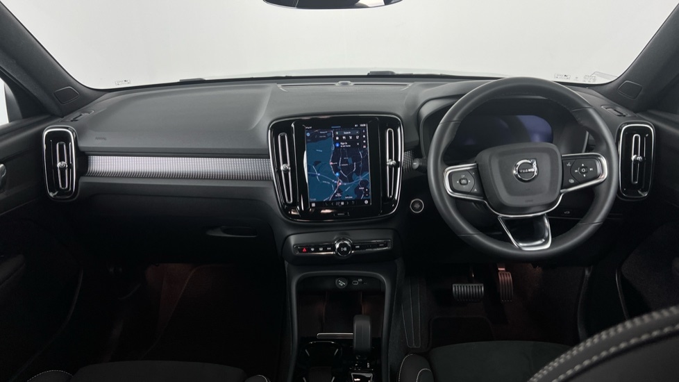 Used Volvo XC40 2024 for sale - 77648026: Photo 5