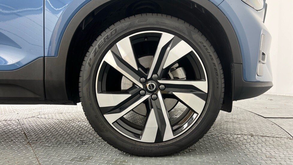 Used Volvo XC40 2024 for sale - 77648026: Photo 9