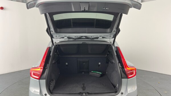 Used Volvo XC40 2024 for sale - 75763591: Photo 13