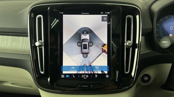 Used Volvo XC40 2024 for sale - 75763591: Photo 17
