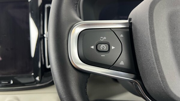 Used Volvo XC40 2024 for sale - 75763591: Photo 19