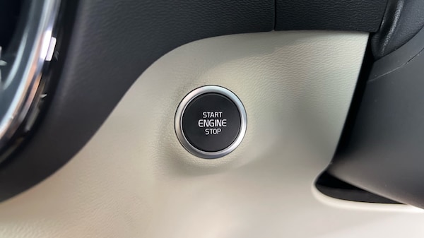 Used Volvo XC40 2024 for sale - 75763591: Photo 25