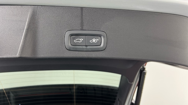 Used Volvo XC40 2024 for sale - 75763591: Photo 33