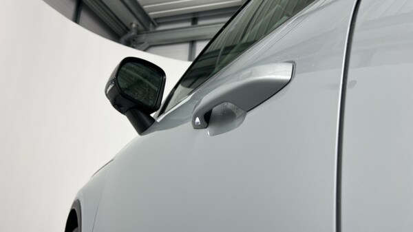 Used Volvo XC40 2024 for sale - 75763591: Photo 38