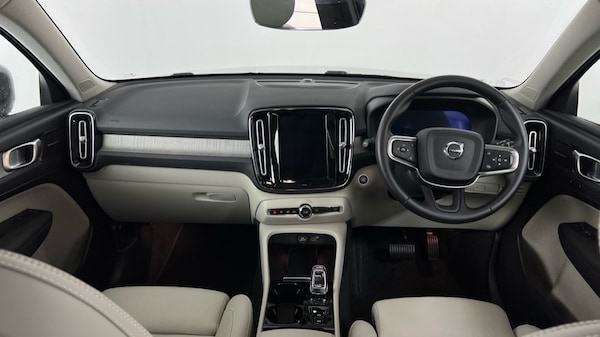 Used Volvo XC40 2024 for sale - 75763591: Photo 5