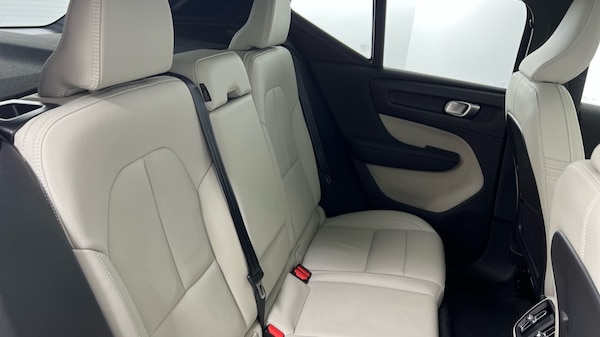 Used Volvo XC40 2024 for sale - 75763591: Photo 6