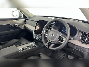 Used Volvo XC90 2025 for sale - 78148858: Photo