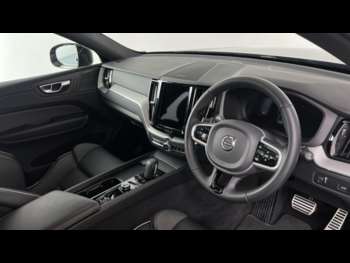 Used Volvo XC60 2021 for sale - 74856804: Photo