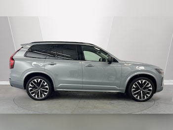 Used Volvo XC90 2025 for sale - 77261600: Photo