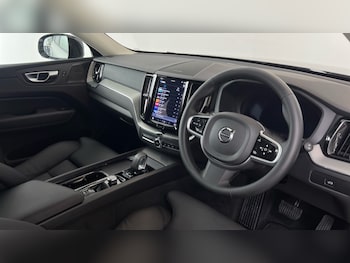 Used Volvo XC60 2025 for sale - 78232879: Photo