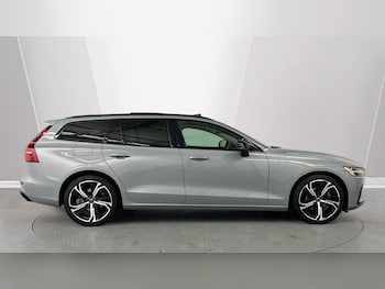 Used Volvo V60 2025 for sale - 78148845: Photo