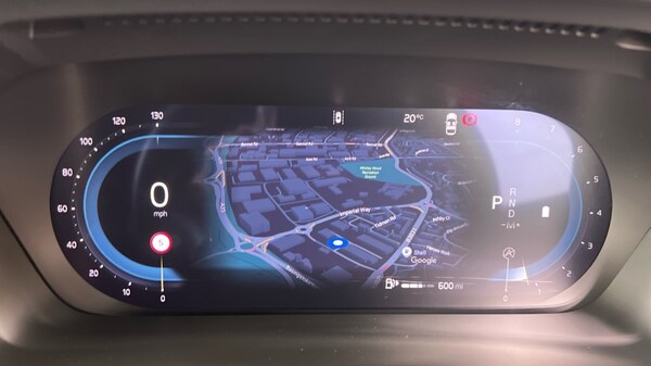 Used Volvo XC40 2025 for sale - 75641113: Photo 11