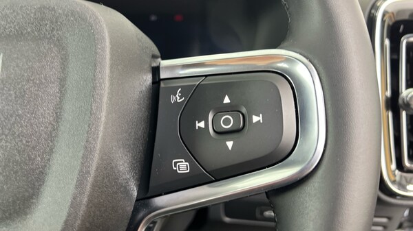 Used Volvo XC40 2025 for sale - 75641113: Photo 20