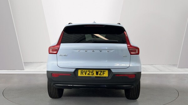 Used Volvo XC40 2025 for sale - 75641113: Photo 7
