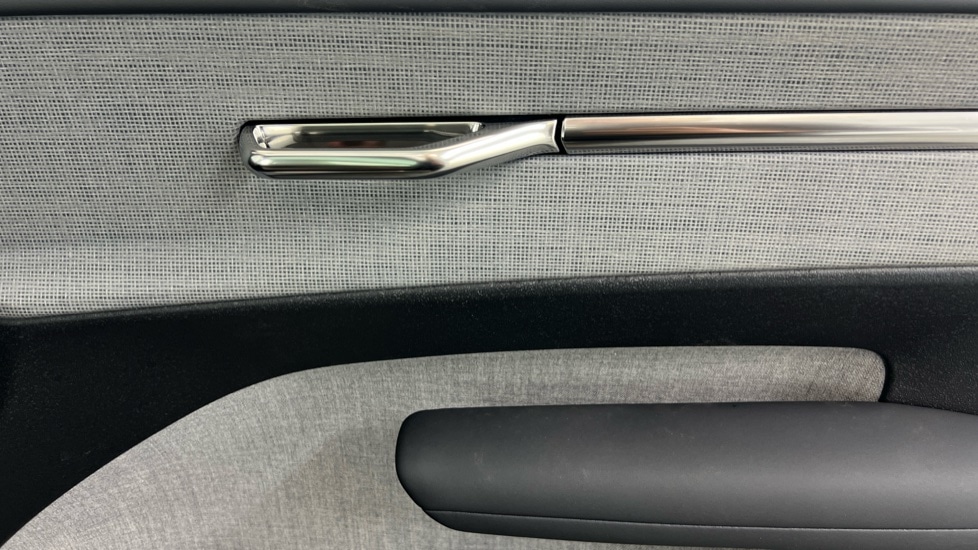 Used Volvo EX30 2025 for sale - 77706337: Photo 28