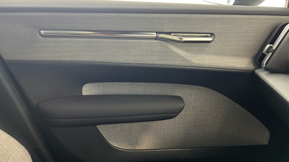 Used Volvo EX30 2025 for sale - 77706337: Photo 41