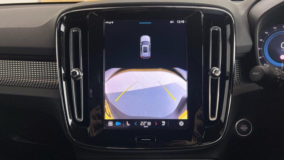 Used Volvo XC40 2025 for sale - 76501249: Photo 17