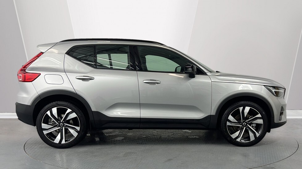 Used Volvo XC40 2025 for sale - 76501249: Photo 3