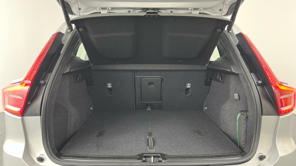 Used Volvo XC40 2025 for sale - 76647806: Photo 13