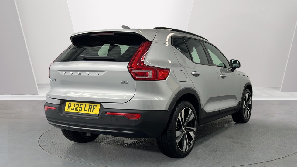 Used Volvo XC40 2025 for sale - 76647806: Photo 2