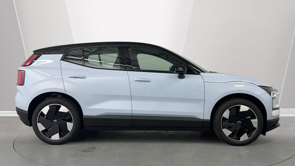 Used Volvo EX30 2025 for sale - 76074451: Photo 3