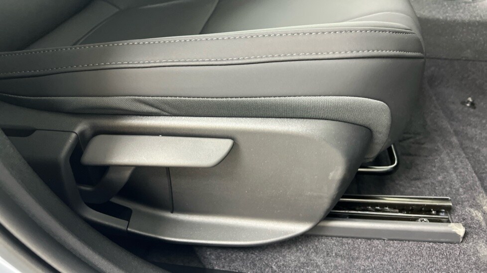 Used Volvo EX30 2025 for sale - 76074451: Photo 30