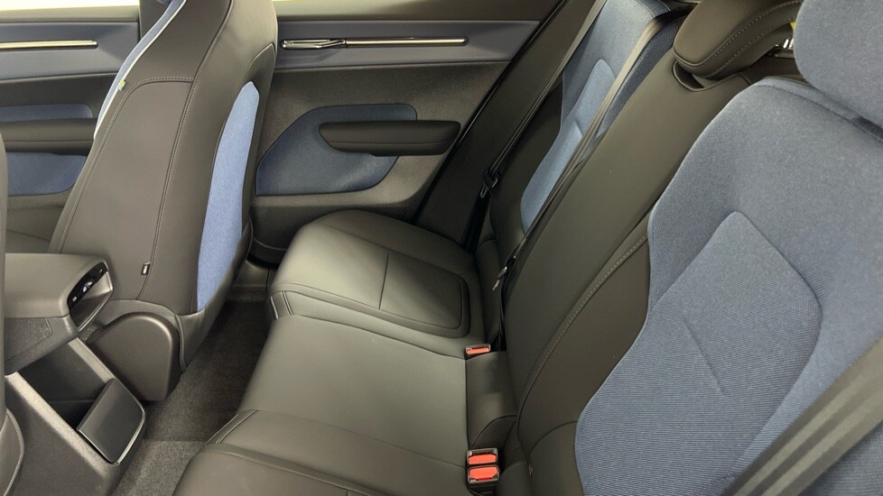 Used Volvo EX30 2025 for sale - 76074451: Photo 32