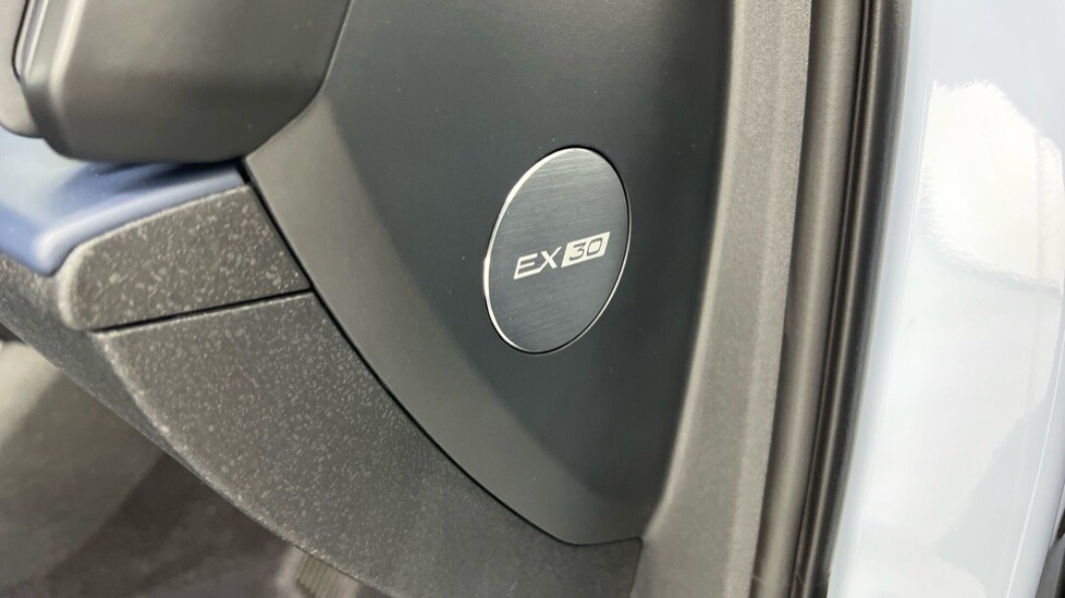 Used Volvo EX30 2025 for sale - 76074451: Photo 49