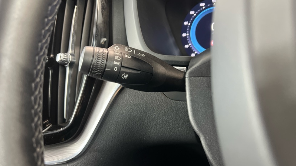 Used Volvo XC60 2022 for sale - 76623544: Photo 18