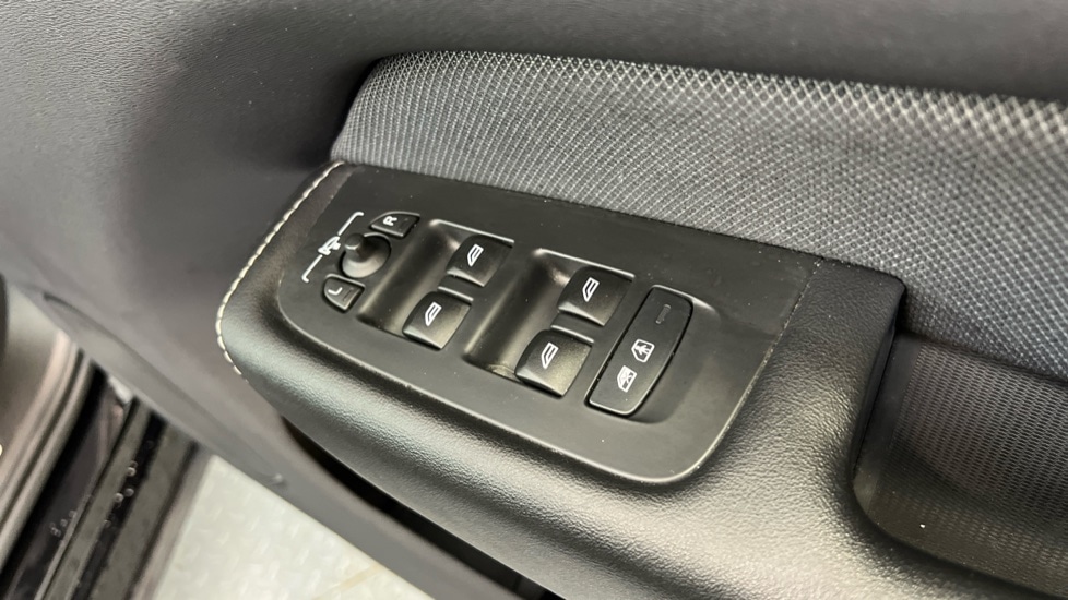 Used Volvo XC60 2022 for sale - 76623544: Photo 22