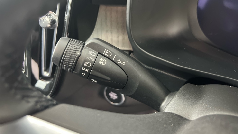 Used Volvo XC40 2023 for sale - 77975497: Photo 19