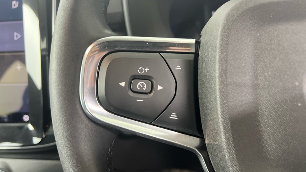 Used Volvo XC40 2023 for sale - 77975497: Photo 20