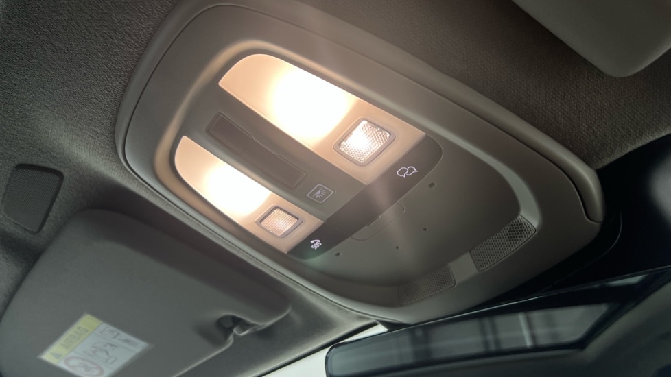 Used Volvo XC40 2023 for sale - 77975497: Photo 27