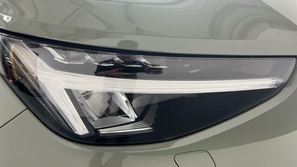 Used Volvo XC40 2023 for sale - 77975497: Photo 40