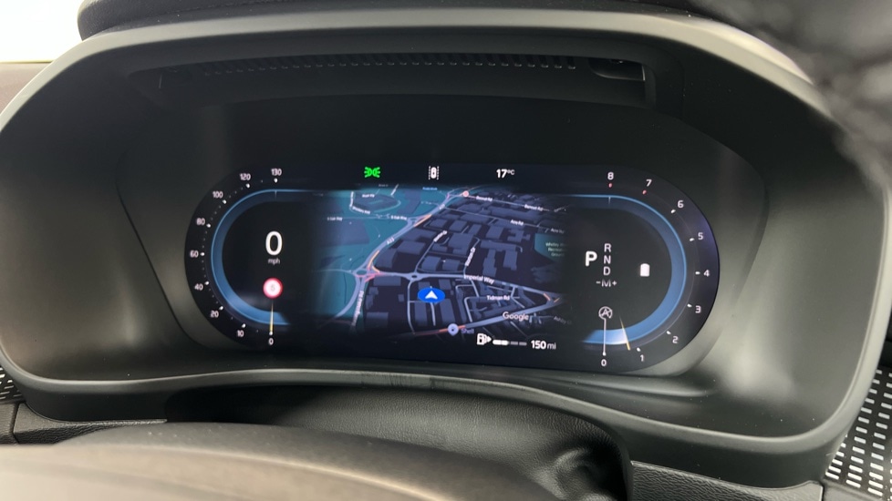 Used Volvo XC40 2025 for sale - 76544532: Photo 11