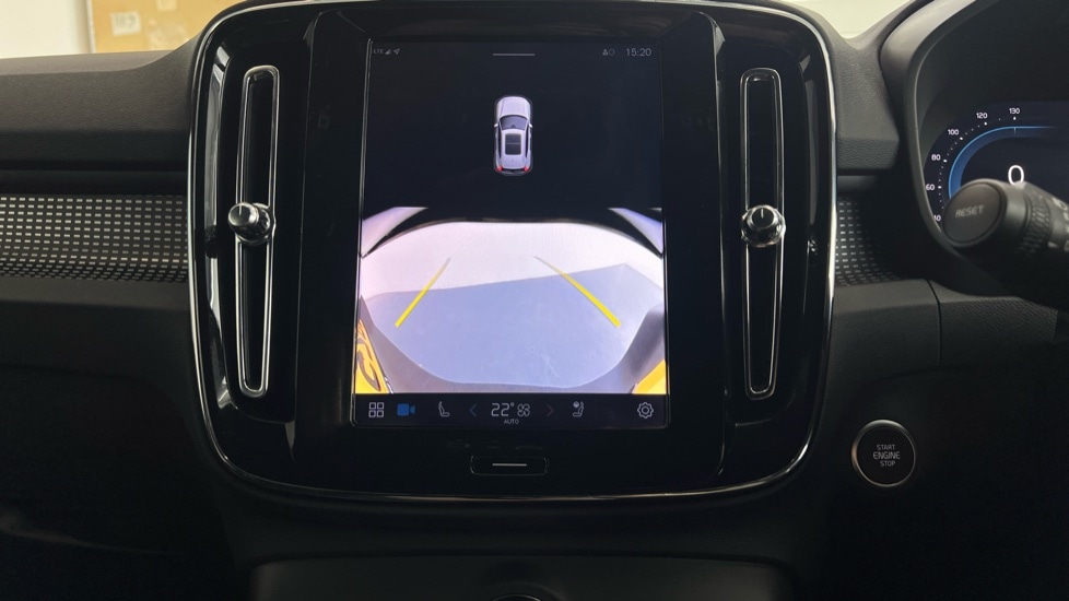 Used Volvo XC40 2025 for sale - 76544532: Photo 17