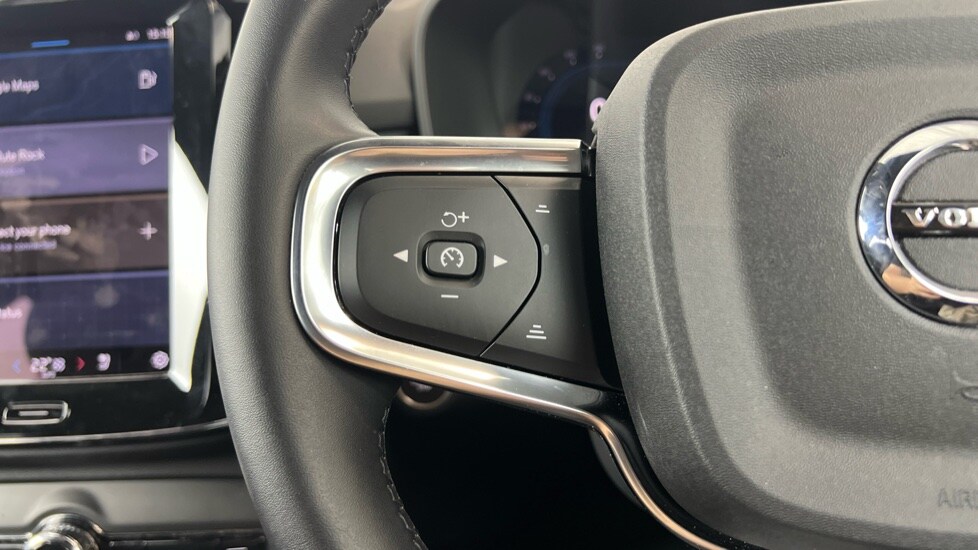 Used Volvo XC40 2025 for sale - 76544532: Photo 19