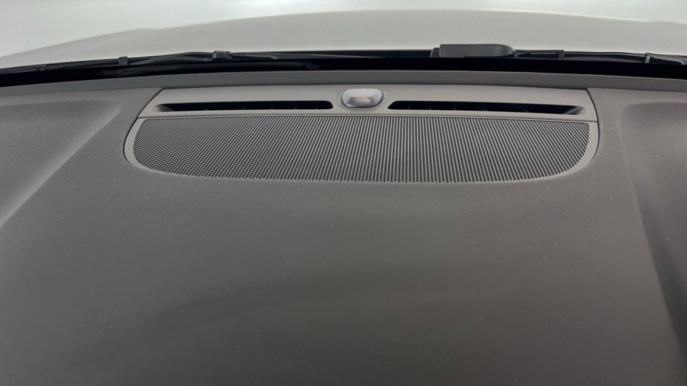 Used Volvo XC40 2025 for sale - 76544532: Photo 24