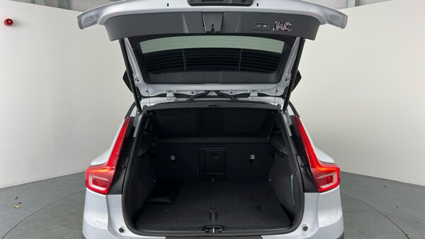 Used Volvo XC40 2022 for sale - 75641193: Photo 13