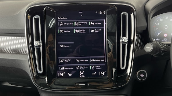 Used Volvo XC40 2022 for sale - 75641193: Photo 15